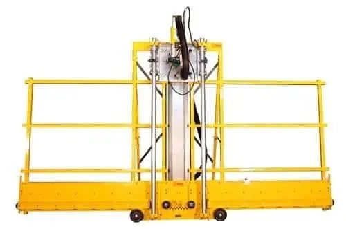 2000 Series Makita Hypoid Vertical Panel Saw 1