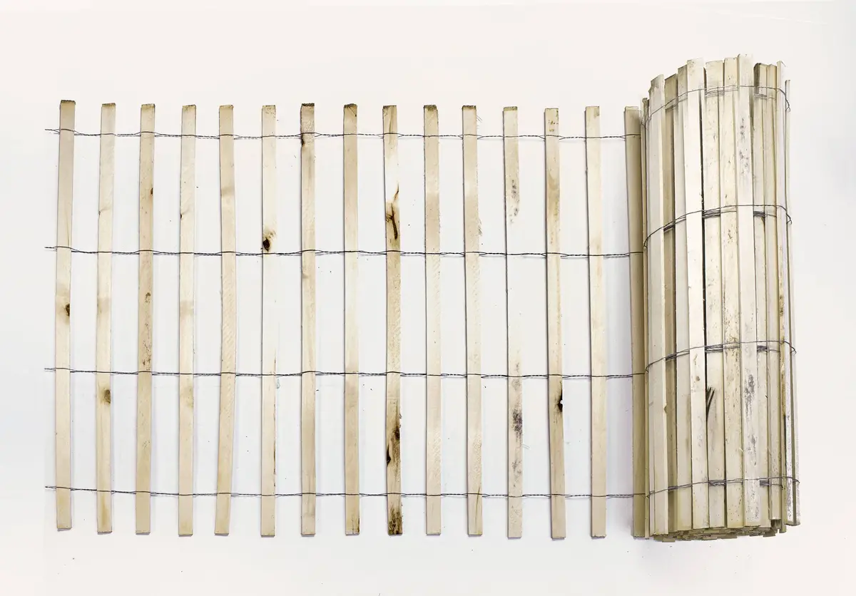 Natural Wood Snow/Sand Fence - 9 Rolls Of 4' X 50' 1