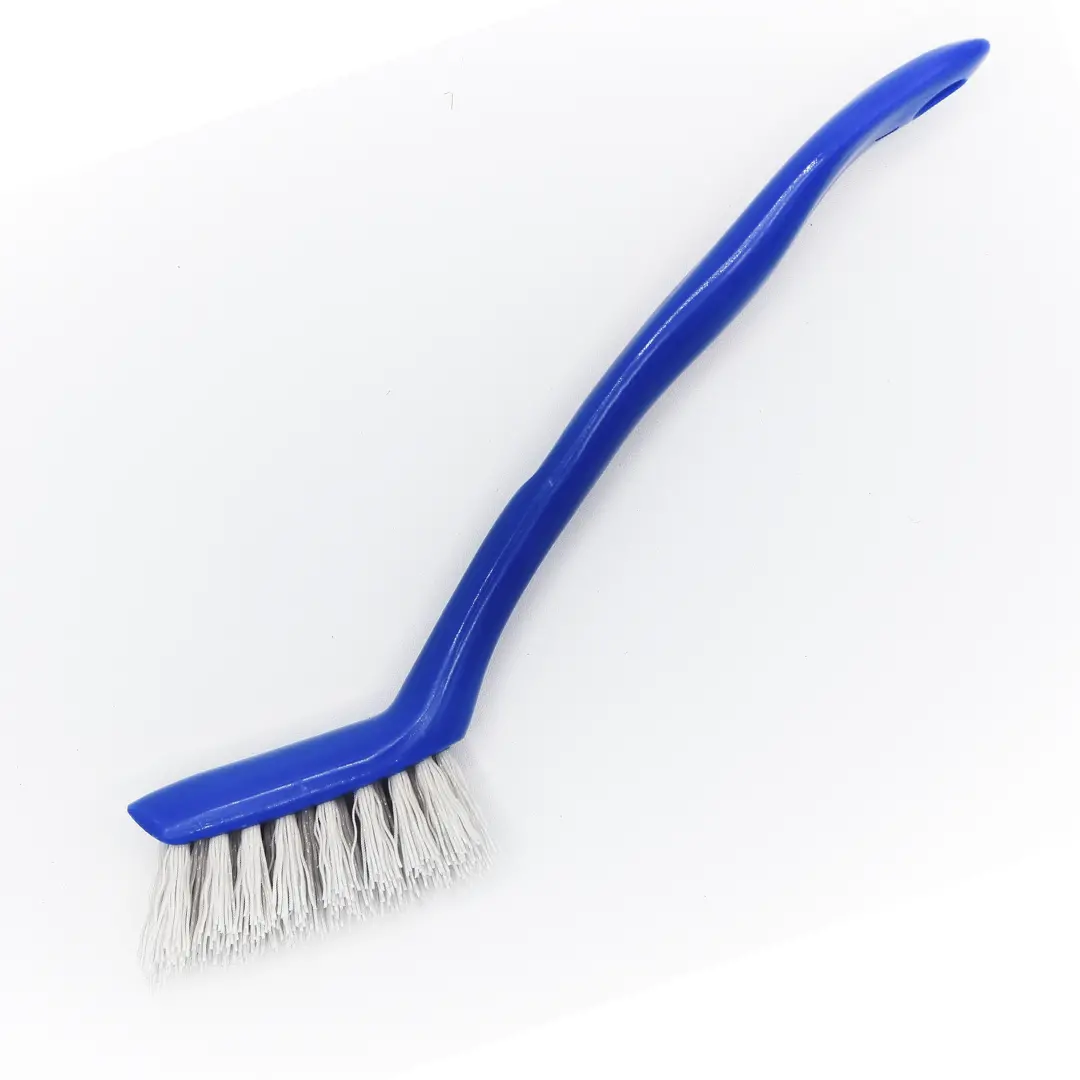 V-Shaped Handheld Grout Brush 1