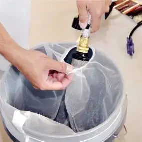 Ez-Strainer Paint & Stain Strainer - 25 Per Order 1