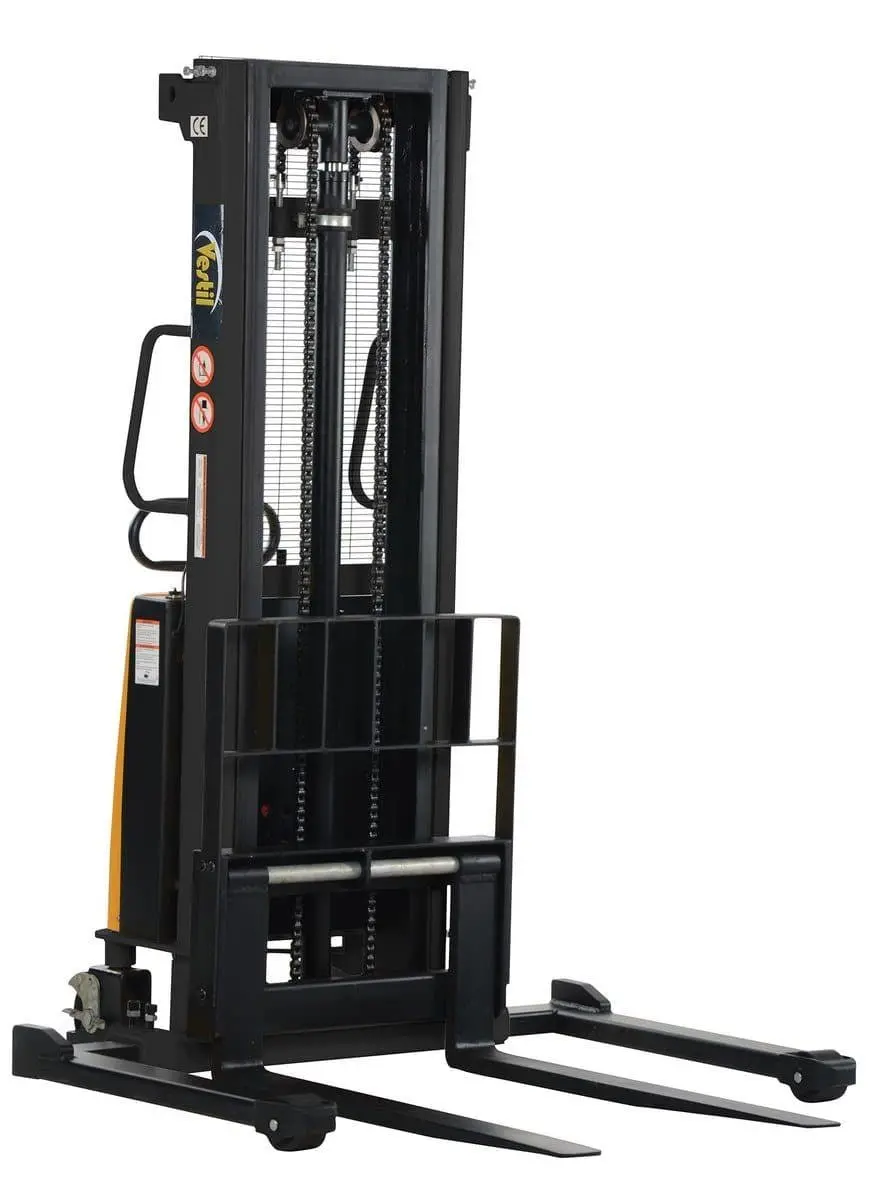 Stacker With Powered Lift 1