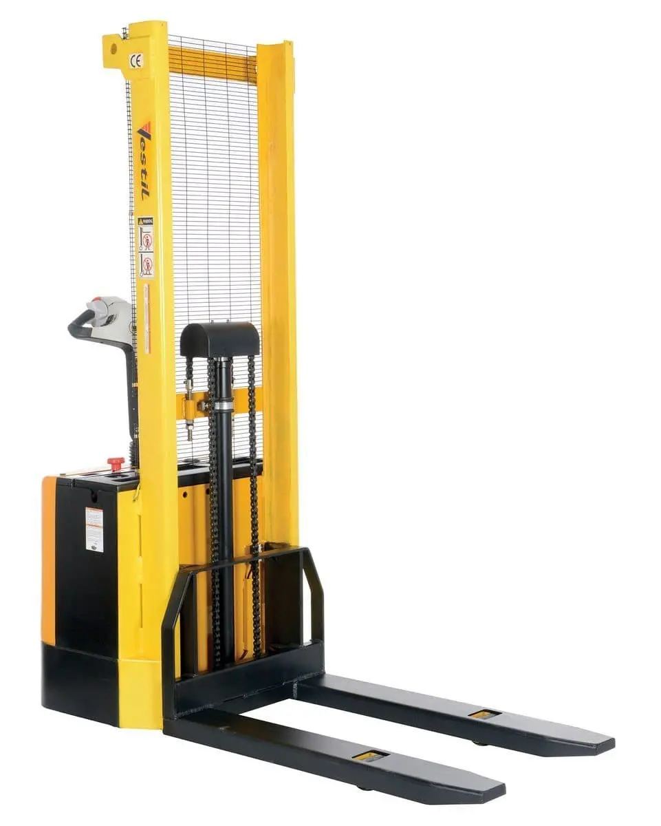 Stackers With Powered Drive And Powered Lift 1